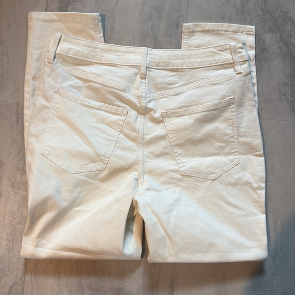 Lauren Conrad skinny ankle jeans  button front /distressed  stretch
Cream NWT 12 - Picture 8 of 12